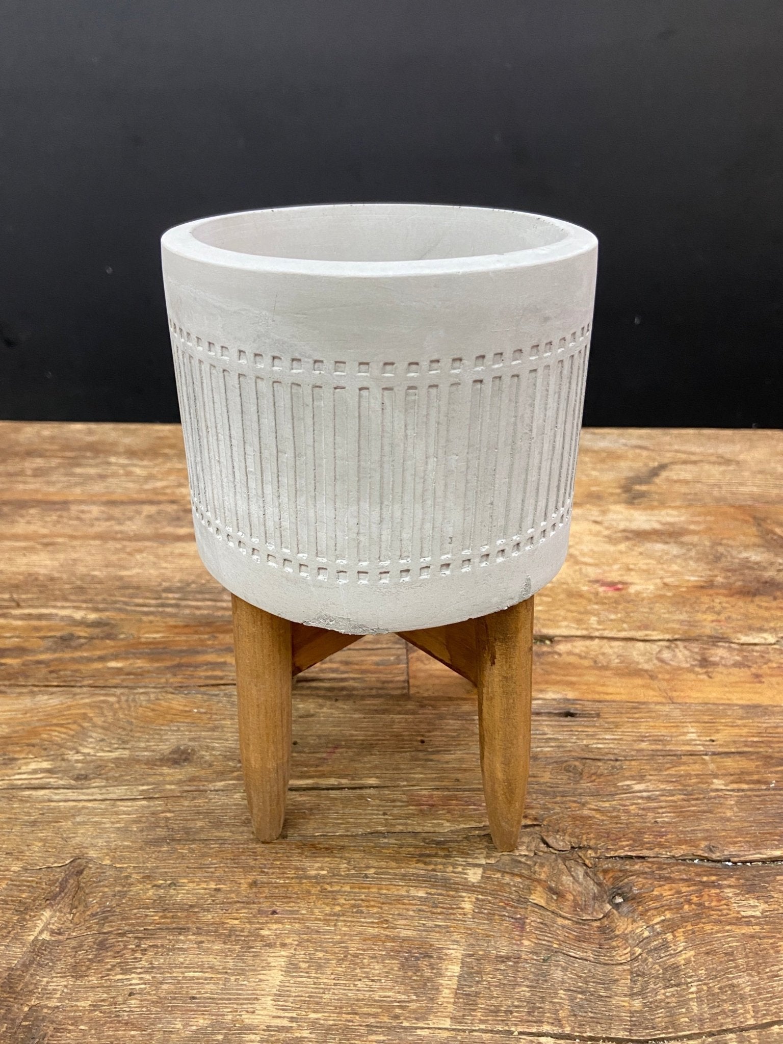 Raised Pot - Satellite Garden Centre